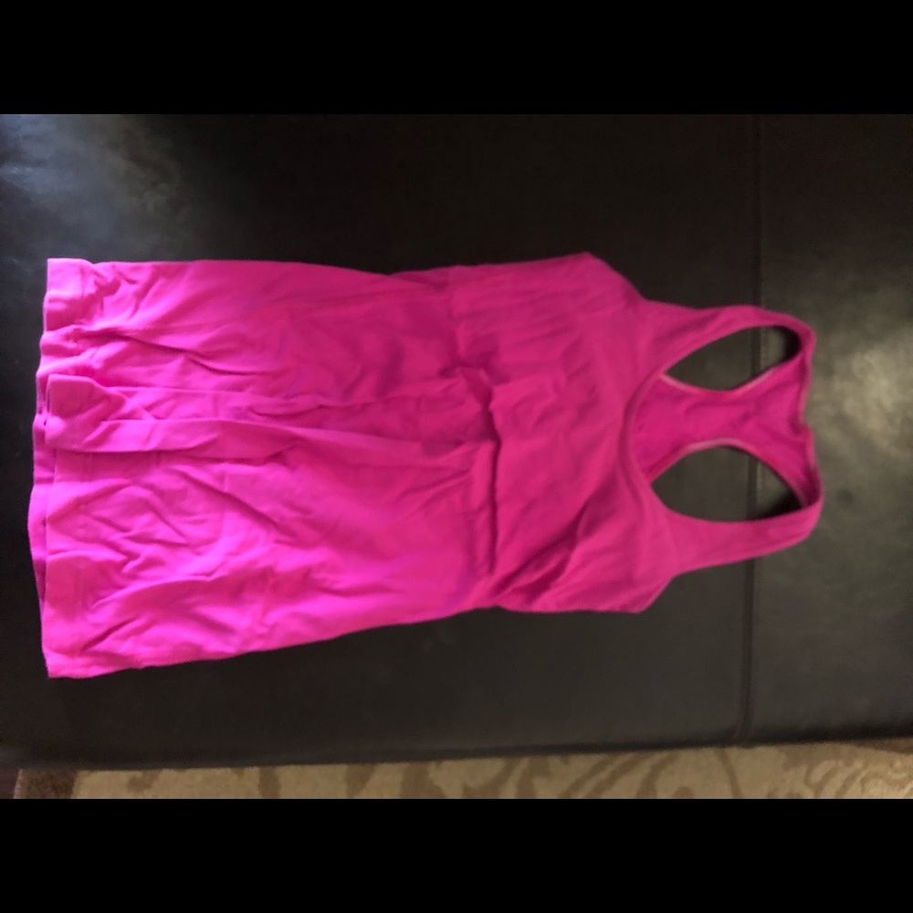 Lululemon workout top